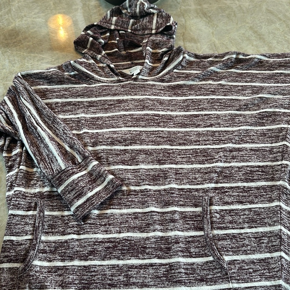 Market and spruce long sleeve top